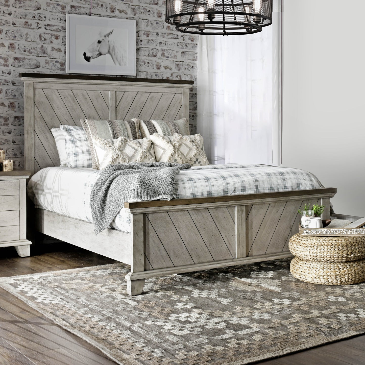 Bear Creek - Bedroom Set