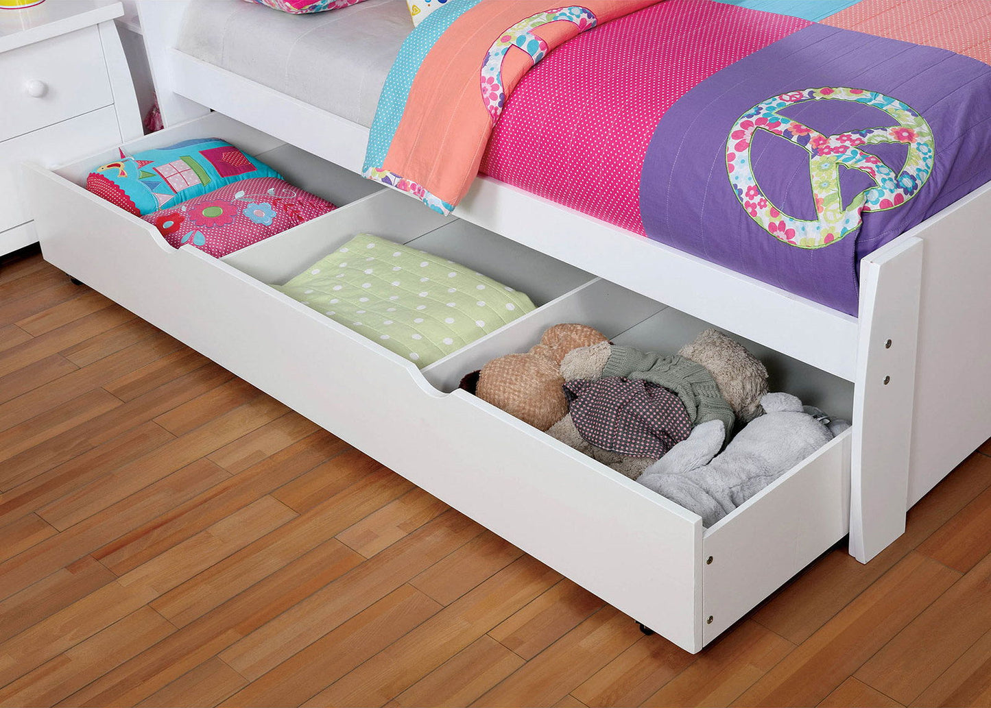 Marlee - Bed