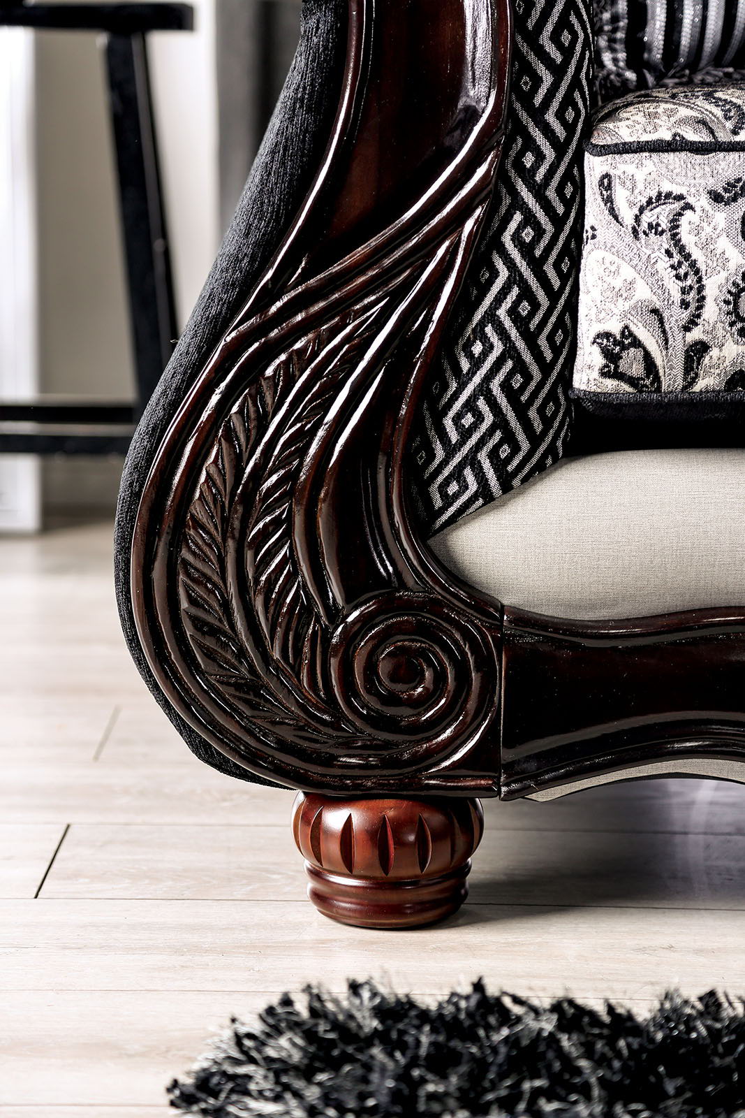 Crespignano - Sofa - Black / Gray