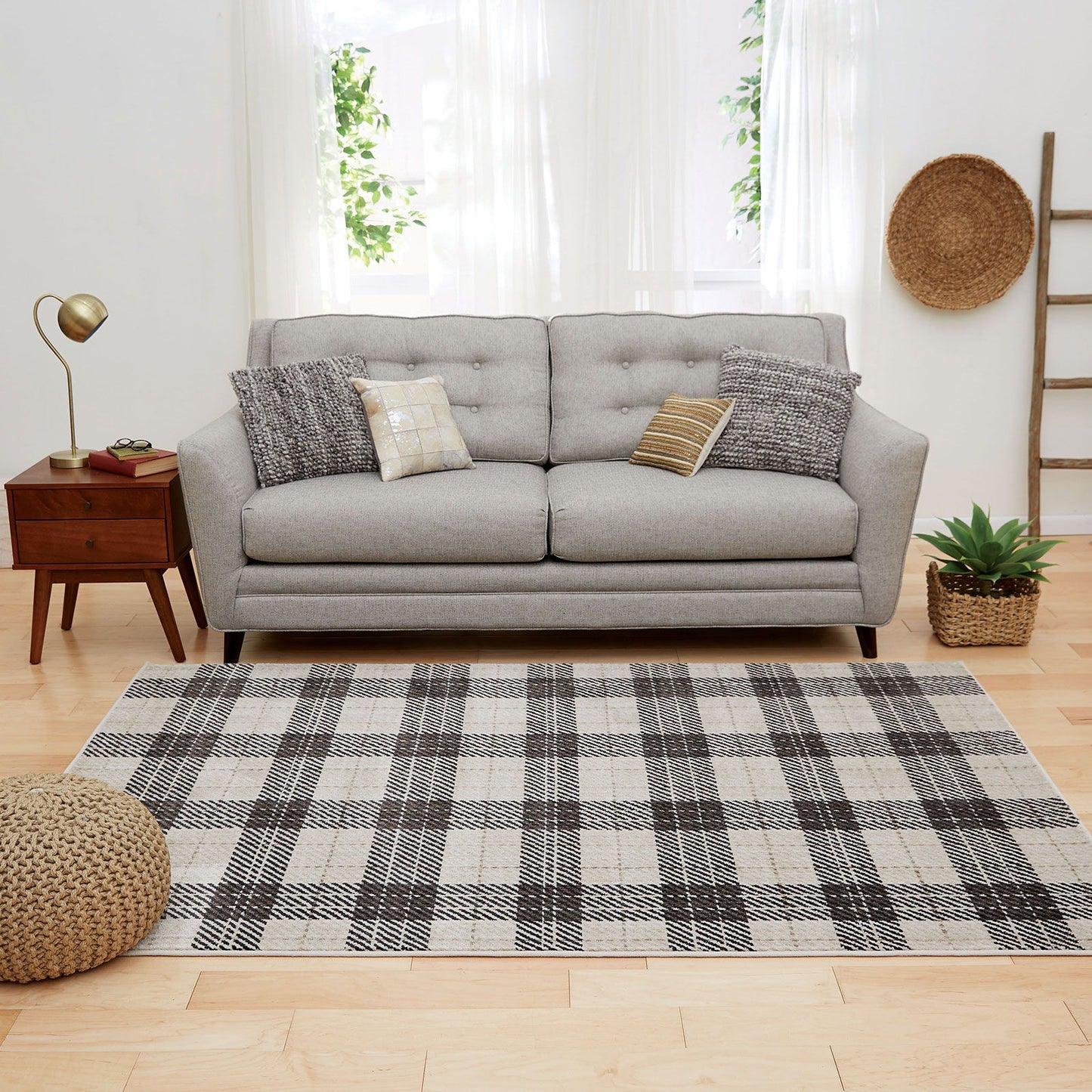 Kendrick - 5' x 7' Plaid Area Rug - Charcoal