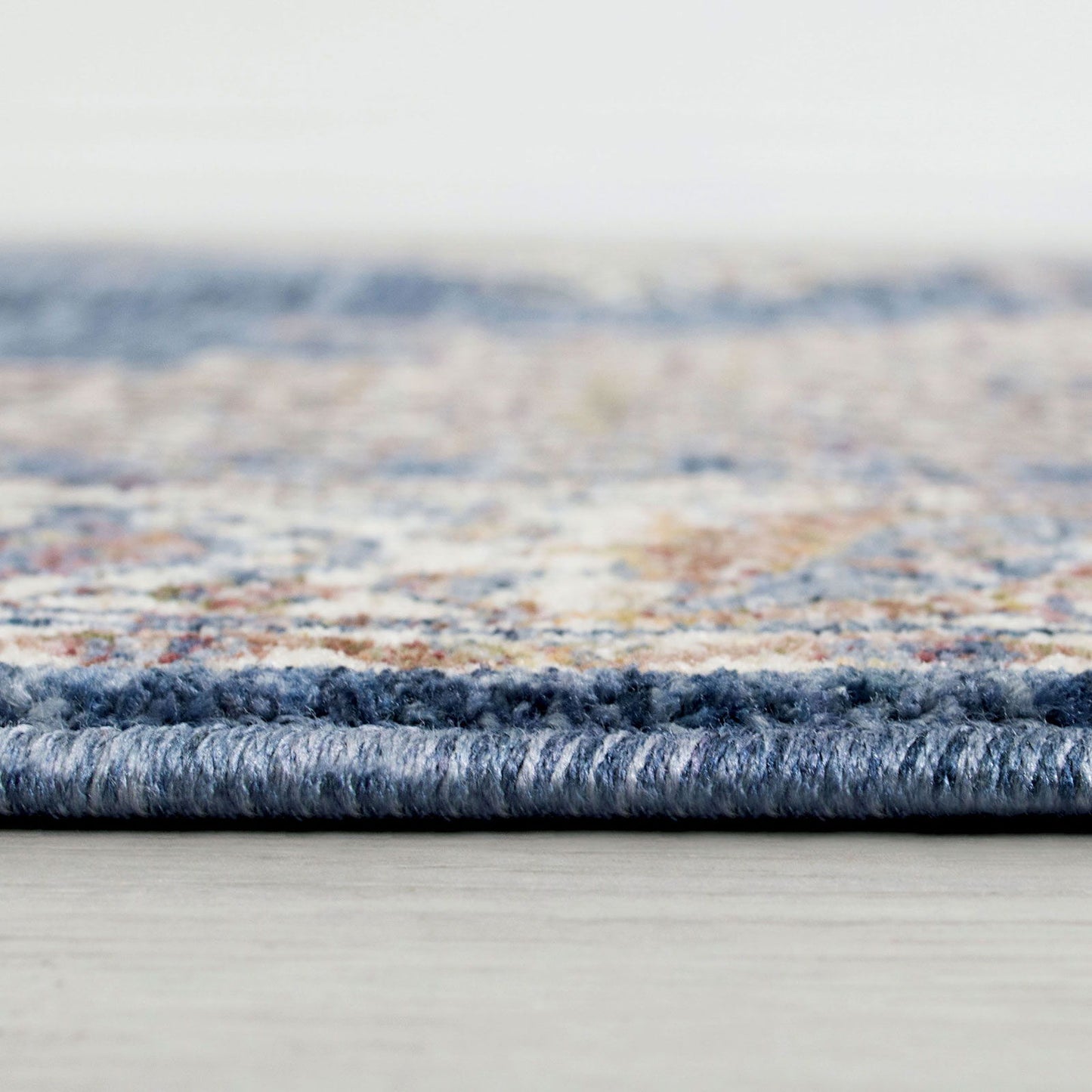 Payas - 5' x 7' Area Rug - Blue / Beige
