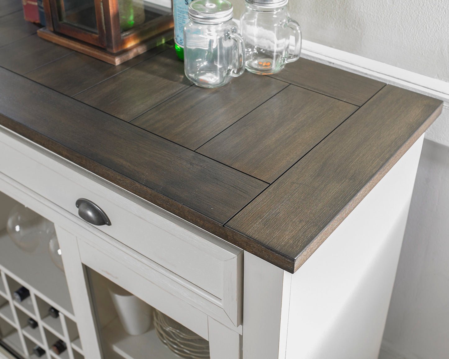 Cayla - Server - Dark Oak & White